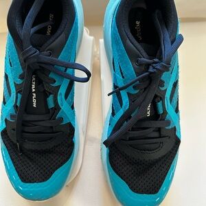 Salomon Black and Teal Ultra Flow Trail Runners Size 8 Women Worn 2x